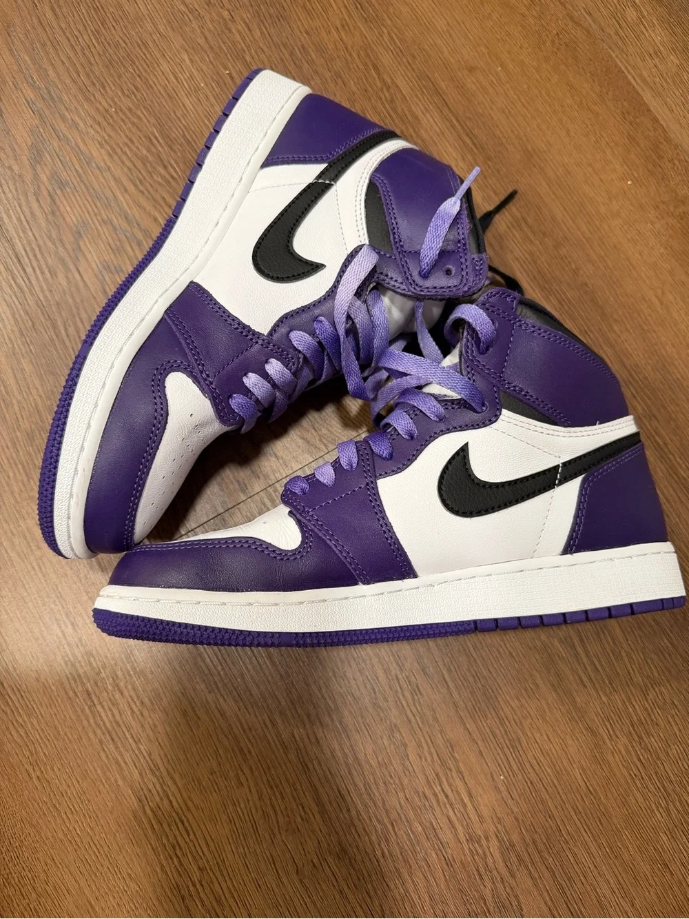 Jordan 1 retro Court Purple